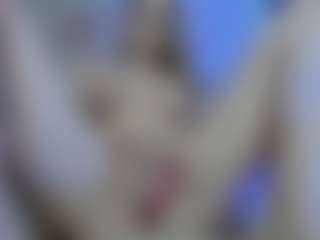 Live cam show with Olivia-Flores - Fingering on TottyGirls