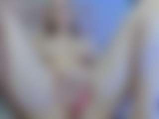 Olivia-Flores's Live Sex Cam Show