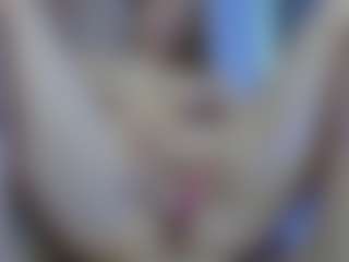 Olivia-Flores's Live Sex Cam Show
