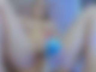 Olivia-Flores's Live Sex Cam Show