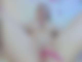 Live cam show with Olivia-Flores - Huge on Camsoda