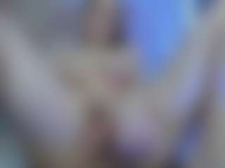 Olivia-Flores's Live Sex Cam Show