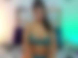 Live cam show with Sara-Mejia - Full Nudity on Uber Horny