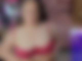 Live cam show with Sara-Tellez-S - Facial on Mixed Magazine Live