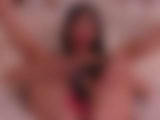 Live cam show with SaraGoddess - Wife on Dolls Live