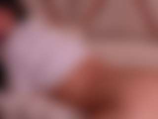 Live cam show with SaraGoddess - Spinner on Camsoda