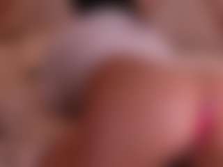 Live cam show with SaraGoddess - Flex on Nude Live Now