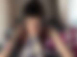 Live cam show with Susie - Black Petite on Chatstar