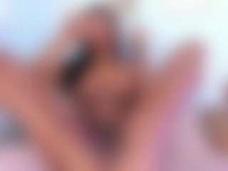 Taylorviidal's Live Sex Cam Show