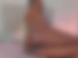 Live cam show with Taylorviidal - Black HD on milfzrlive.com