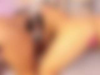 Live cam show with vanessa-guzman01 - Nipple Piercings on Chatstar