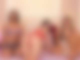 Live cam show with vanessa-guzman01 - Lesbian on Hubzter Live