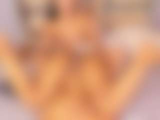 Live cam show with vanessa-guzman01 - BBW on nudelive.tv