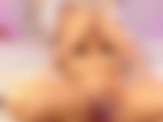 Live cam show with vanessa-guzman01 - Tease on Camsoda
