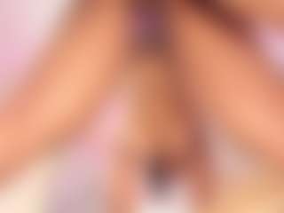 Live cam show with vanessa-guzman01 - Cum on liverealitysex.com