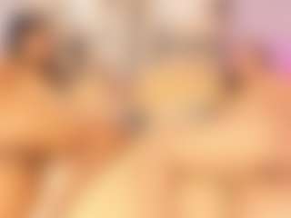 Live cam show with vanessa-guzman01 - Lesbian on Milfs Live