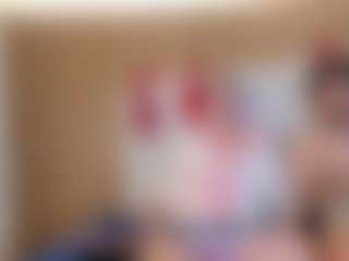Live cam show with VelvetandShadows - Normal on studioflirtlive.com