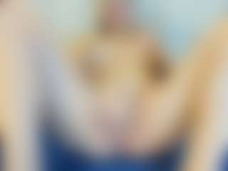 Live cam show with VelvetandShadows - Red Hair Shaved Pussy on fuklive.com