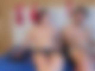 Live cam show with VelvetandShadows - Fingers on CamwithHer