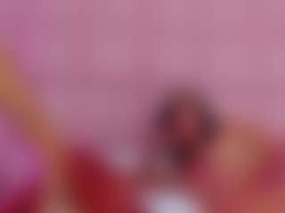Live cam show with VenusSweett - Twerk on xDating
