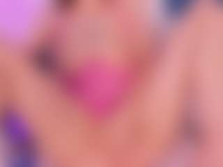 Live cam show with VickkyCandy - New Squirt on CamwithHer
