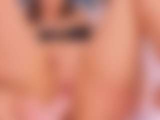 VickkyCandy's Live Sex Cam Show