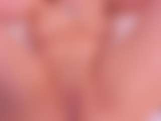 Live cam show with VickkyCandy - Moaning on Camsoda
