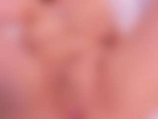 Live cam show with VickkyCandy - Normal on hrnylive.com
