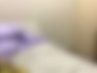 Live cam show with Tate - Average on Uber Horny
