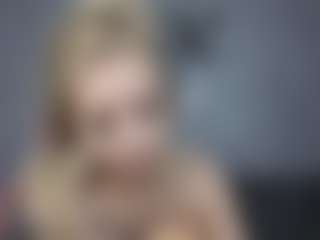 ArmaniiDavis's Live Sex Cam Show