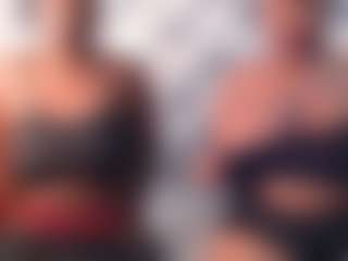 CurvyJ255's Live Sex Cam Show