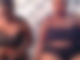 CurvyJ255's Live Sex Cam Show
