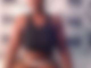 CurvyJ255 MILF webcam performer live streaming