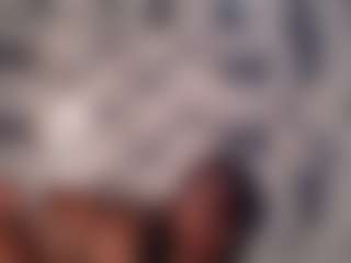 Live cam show with CurvyJ255 - Ass Clapping on livesuperchat.net