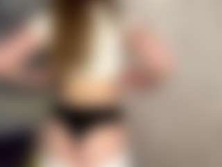ElidiaBirdtail's Live Sex Cam Show