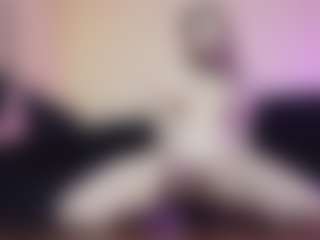 Live cam show with ElinaHarper69 - Blonde Hair on googirlz