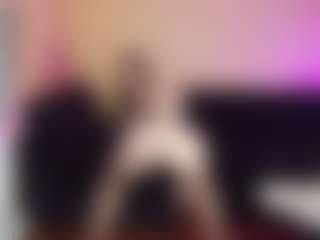 Live cam show with ElinaHarper69 - Green Eyes on Streamer API