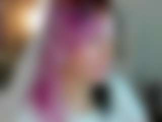 Show in cam erotica live di EmilyTrase