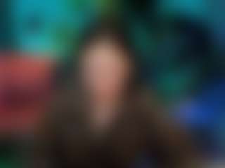Live cam show with Eva-Leeee - Brown Hair on CamwithHer