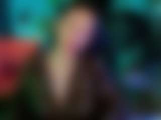 Live cam show with Eva-Leeee - Camel Toe on Dare Cams