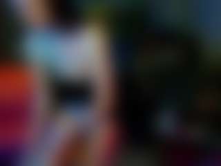 Live cam show with Eva-Leeee - College on Hubzter Live
