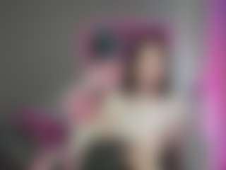 Live cam show with Eva-Leeee - Brown Hair on Cam Slut