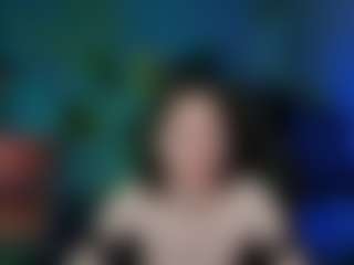 Live cam show with Eva-Leeee - Belly on Big Tits