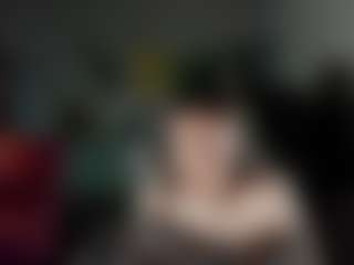Live cam show with Eva-Leeee - Pretty on Chatstar