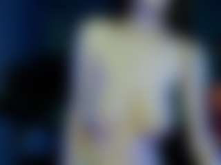 Live cam show with Eva-Leeee - Teasing on madthumbs