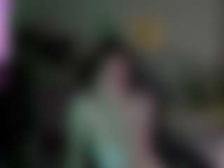 Live cam show with Eva-Leeee - Cute on CamClone