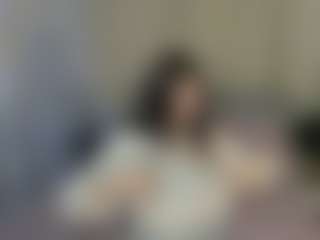 Live cam show with Eva-Leeee - College on Streamer API