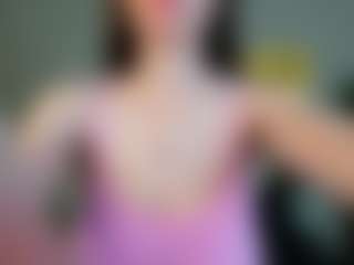 Live cam show with Eva-Leeee - Flirty on Camiplay Live