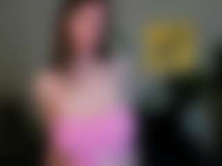 Live cam show with Eva-Leeee - Cute on CamwithHer