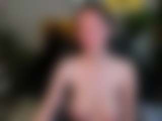 Live cam show with Eva-Leeee - Pretty on Strip Flash - Live Sex Shows